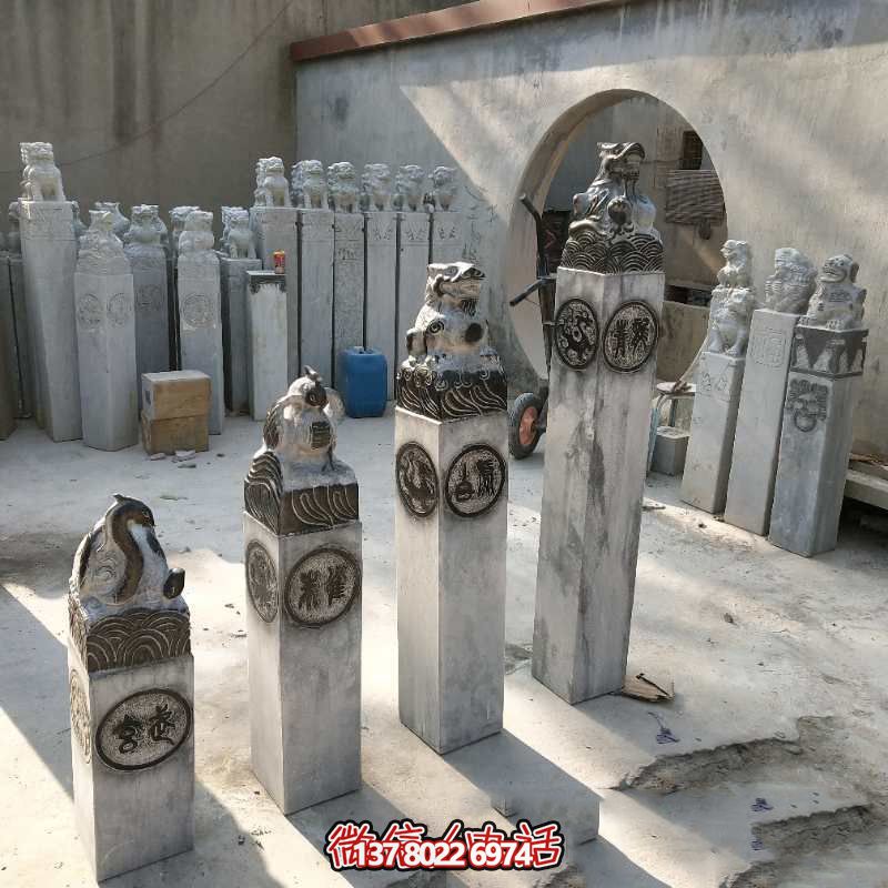 四神馬柱拴，融匯大理石精致雕塑，為園林景觀裝點增添濃濃韻味