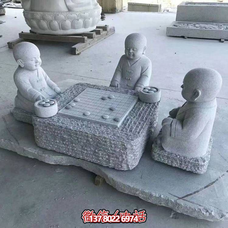 花崗巖雕像裝點(diǎn)庭院，打造精致奇趣景觀